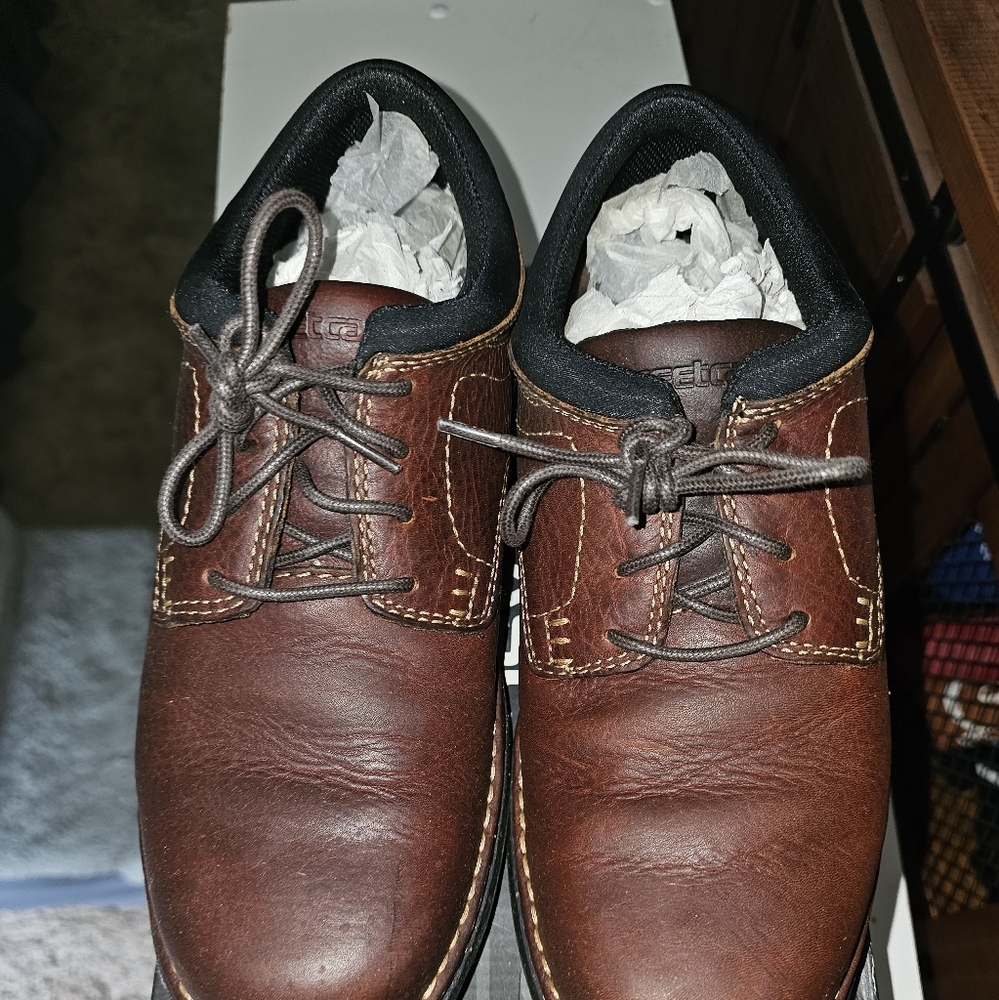 Classic Brown Leather Oxfords